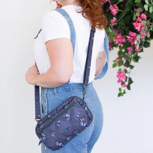 NWT Lug Butterfly Crescendo Convertible Shopper/Crossbody - Picture 6 of 9